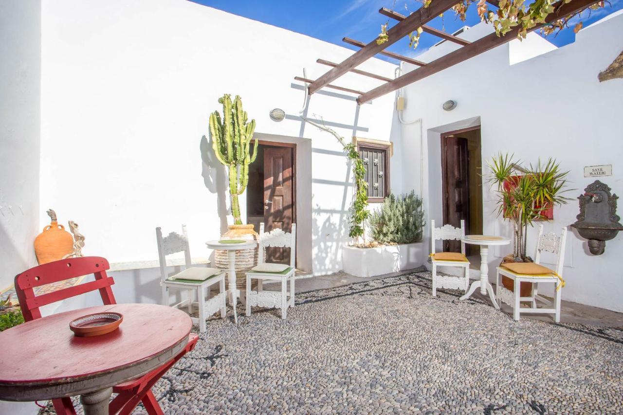 Al 583 Di Lindos Hotel Екстериор снимка