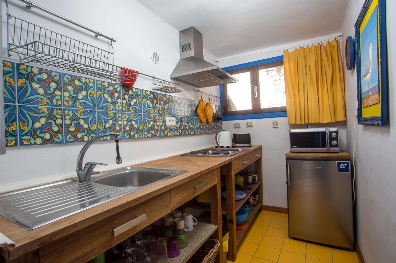 Al 583 Di Lindos Hotel Екстериор снимка